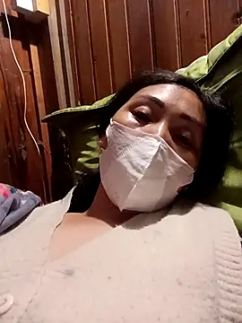 hot-luna- online show from 03-31-26, 12:27