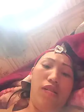 hot-luna- online show from 04-06-26, 06:03