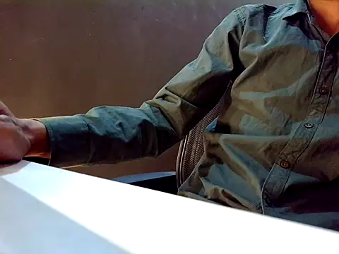 Indian-gentleman teen online show from 03-04-26, 03:40