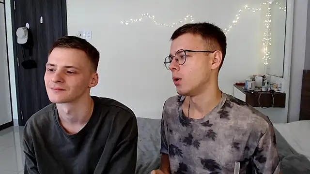 NikiKerryCum online show from 05-19-26, 03:13