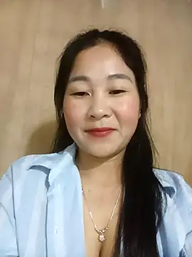 Snapshot of Dunk-namic chatting on 05-03-26, 11:55 Dunk-namic online show from 05-03-26, 11:55