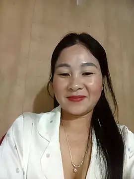 Snapshot of Dunk-namic chatting on 05-05-26, 12:07 Dunk-namic online show from 05-05-26, 12:07