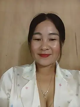 Snapshot of Dunk-namic chatting on 05-20-26, 02:07 Dunk-namic online show from 05-20-26, 02:07