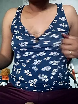 Snapshot of reet_sen03 chatting on 04-22-26, 02:47 reet sen03 online show from 04-22-26, 02:47