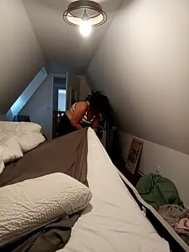 pulpeuse64 online show from 04-14-26, 08:09