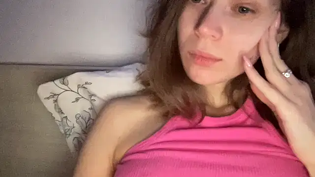 MagicGirl33 online show from 02-01-26, 05:00