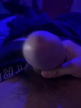 Snapshot of Tupapi696969q chatting on 02-10-26, 06:17 Tupapi696969q online show from 02-10-26, 06:17