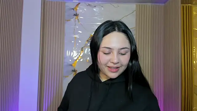 Siena Tay online show from 04-05-26, 11:51