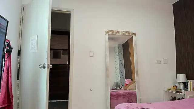 AlisHoward online show from 04-04-26, 09:51