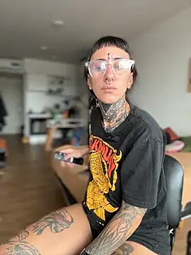 xsadtanas online show from 02-04-26, 03:51