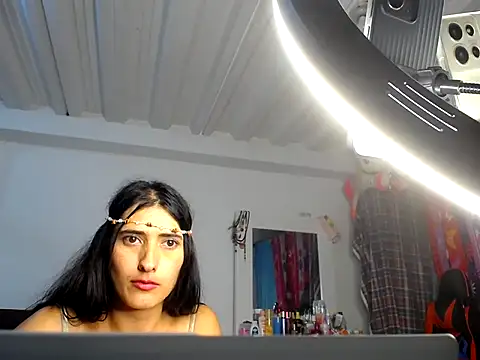 Snapshot of natys123 chatting on 05-19-26, 06:31 natys123 online show from 05-19-26, 06:31