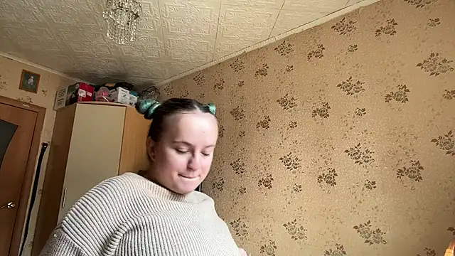 Bubblegum Tempt online show from 03-15-26, 07:14