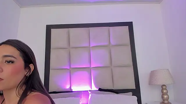 SussyFox online show from 04-06-26, 03:48