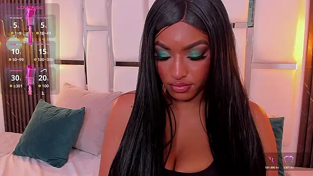  luna rossee  online show from 03-17-26, 12:59