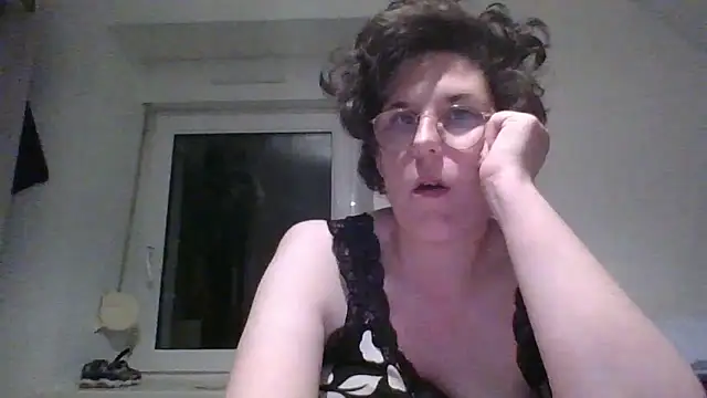 OIseauNoir88 online show from 03-31-26, 07:25