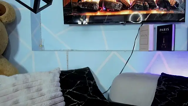 amy noa online show from 04-21-26, 01:42