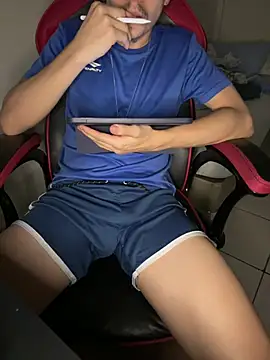 hungtwinkBR online show from 03-19-26, 11:31