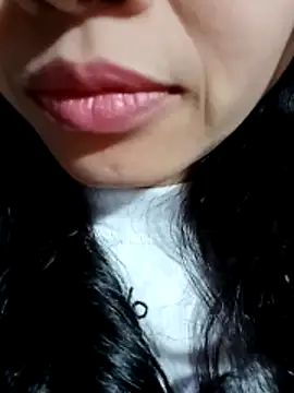 Snapshot of Hana-love2026 chatting on 02-26-26, 04:33 Hana-love2026 online show from 02-26-26, 04:33