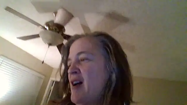 submit2unow1122 online show from 02-09-26, 05:55