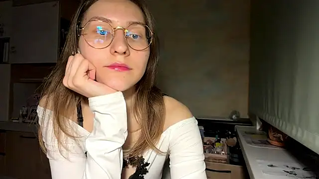 Miaaa Moon online show from 04-30-26, 08:57