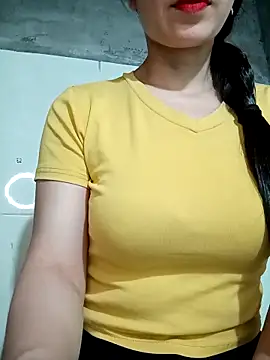 Snapshot of Vyvvyy69 chatting on 05-12-26, 12:02 Vyvvyy69 online show from 05-12-26, 12:02