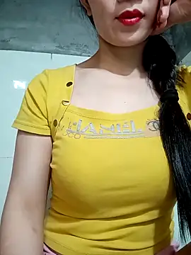 Snapshot of Vyvvyy69 chatting on 06-13-26, 10:35 Vyvvyy69 online show from 06-13-26, 10:35
