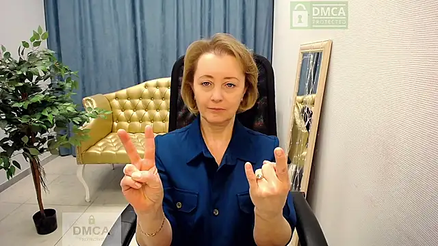 MONA W online show from 02-12-26, 11:16