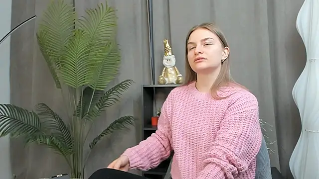 Snapshot of PhoebeTomerlin chatting on 02-01-26, 09:08 PhoebeTomerlin online show from 02-01-26, 09:08