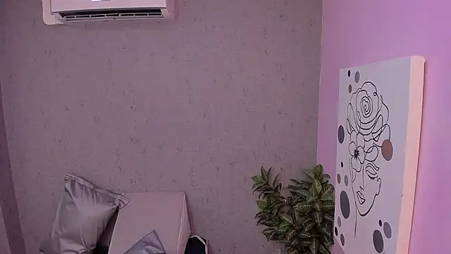 lil miia online show from 03-10-26, 07:19