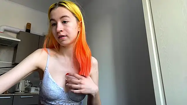 EmilyHein online show from 02-15-26, 07:51