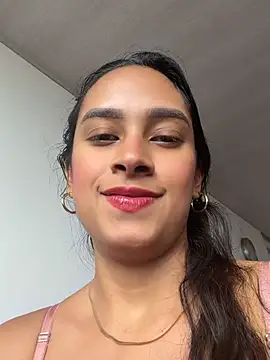 LunaHeat online show from 04-10-26, 03:06