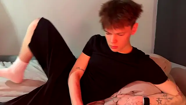 Snapshot of Kevin_bucks chatting on 02-28-26, 02:40 Kevin bucks online show from 02-28-26, 02:40