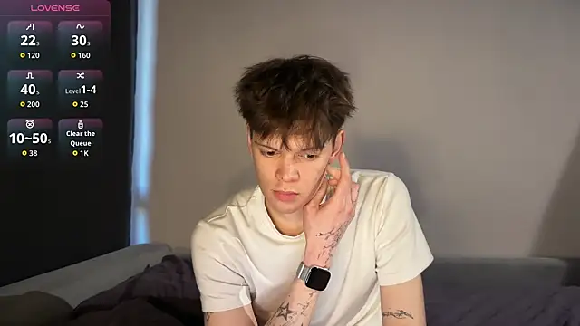 Kevin bucks online show from 04-12-26, 02:33