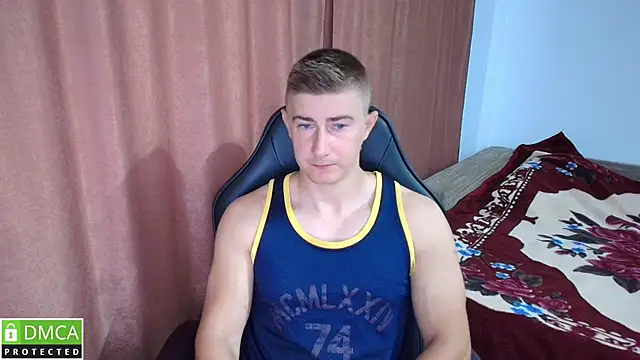 Snapshot of TodMusclePower9 chatting on 06-15-26, 04:58 TodMusclePower9 online show from 06-15-26, 04:58