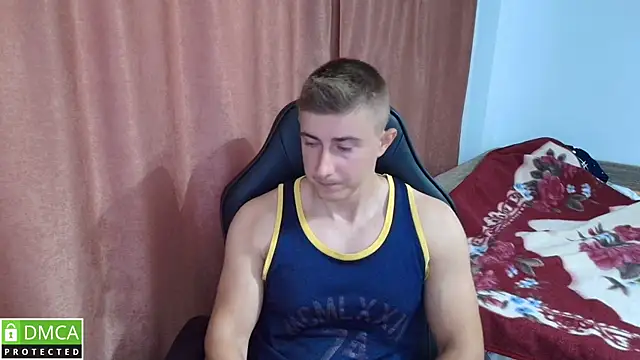 Snapshot of TodMusclePower9 chatting on 06-17-26, 10:06 TodMusclePower9 online show from 06-17-26, 10:06
