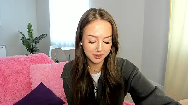 G0od girl online show from 02-15-26, 08:35