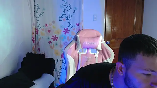 Ariana Esteban07 online show from 03-03-26, 10:32