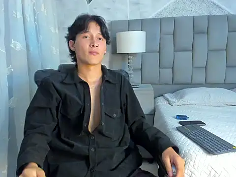 SalvatoreBenford online show from 02-03-26, 05:16