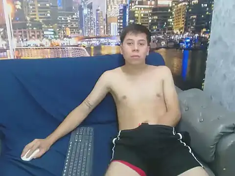 santiago xxxcol online show from 02-02-26, 11:14