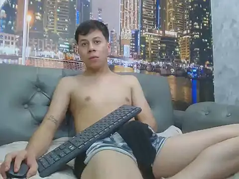 santiago xxxcol online show from 03-31-26, 11:27