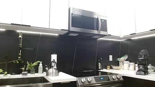 HazelSkyesChat online show from 03-29-26, 02:28