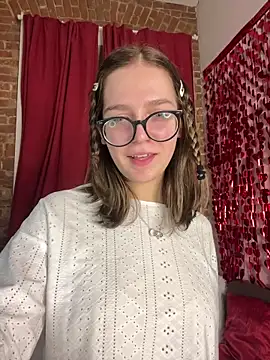 Snapshot of MyKittySayMeow chatting on 02-20-26, 10:21 MyKittySayMeow online show from 02-20-26, 10:21