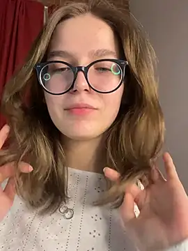 Snapshot of MyKittySayMeow chatting on 02-25-26, 08:40 MyKittySayMeow online show from 02-25-26, 08:40