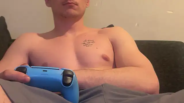 Snapshot of Lucas328706 chatting on 03-25-26, 10:38 Lucas328706 online show from 03-25-26, 10:38