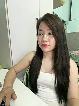 Amy8386 online show from 06-05-26, 06:52