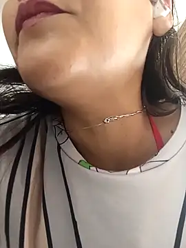 zoe marcus online show from 02-15-26, 03:47