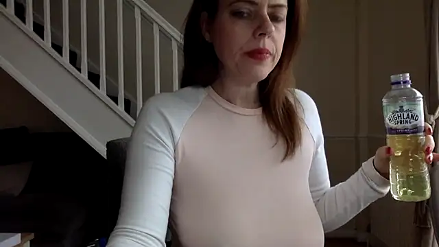 ElizabethArden42- online show from 02-26-26, 02:05