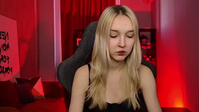 MaoqiBeverly online show from 03-14-26, 07:47