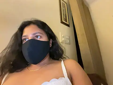 Anna girl22 online show from 04-18-26, 07:07