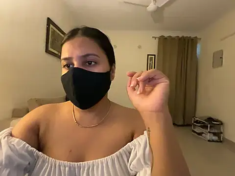 Anna girl22 online show from 07-10-26, 03:58